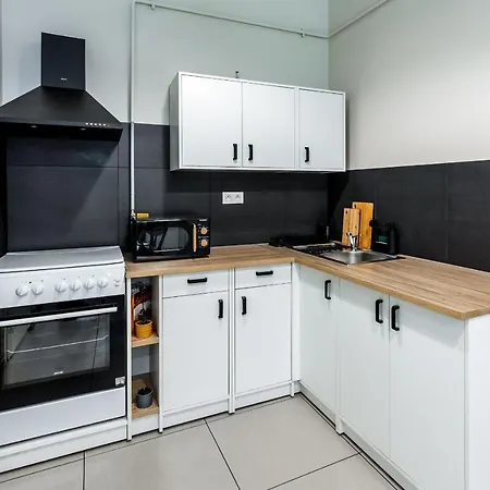 아파트 Beeapartments Dlugosza 11