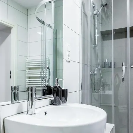Beeapartments Dlugosza 11 노비 삭츠